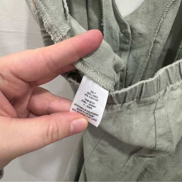 Gypsies & Moondust Halter Linen Blend Jumpsuit Button Front Wide Leg Sage Green - Picture 6 of 9